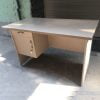 Bàn làm việc nhân viên cũ 1m2 có hộc giá rẻ