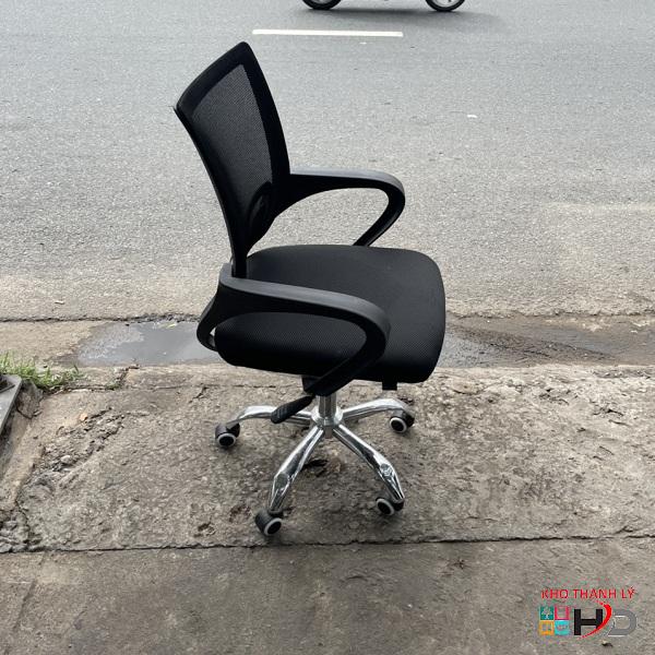 ghe xoay luoi hang loai 2