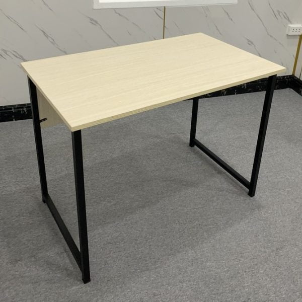 Bàn làm việc chân sắt cũ 1m x 0.5m màu kem