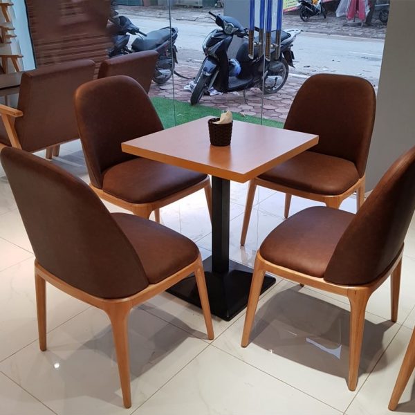 Bộ bàn ghế gỗ tựa nệm simili 4 ghế giá rẻ