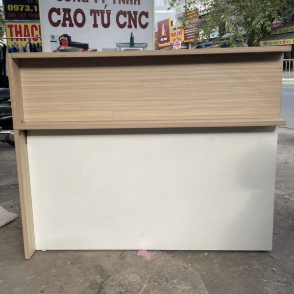 Quầy lễ tân cũ 1m35 trắng vân gỗ