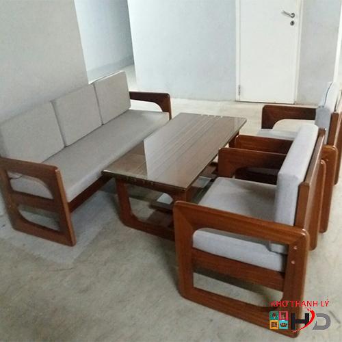 Bộ sofa gỗ Hoàng Anh Gia Lai cũ giá rẻ