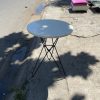 Bàn tròn cafe chân sắt cũ