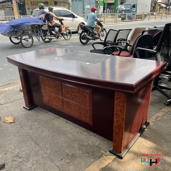 Bàn giám đốc cũ 1m8 Hòa Phát