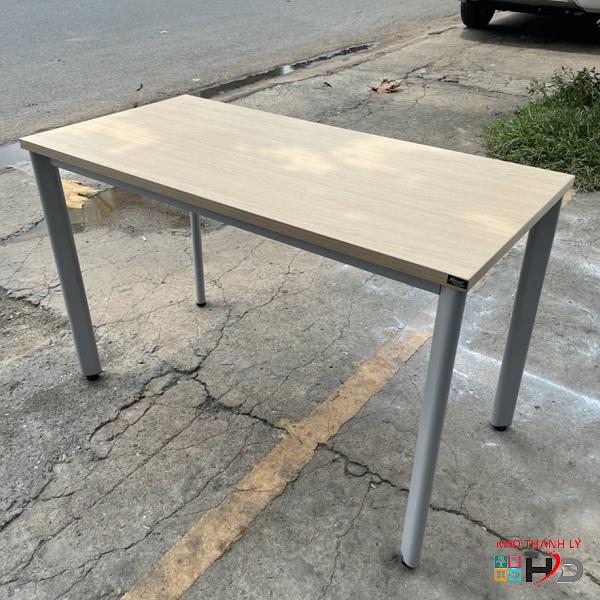 ban lam viec Hoa Phat chan sat 1m2 1