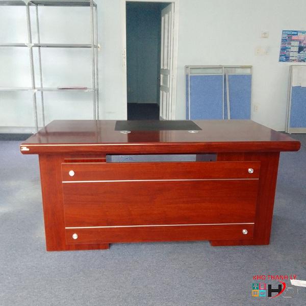 ban giam doc 1m6 nhieu hoc tu