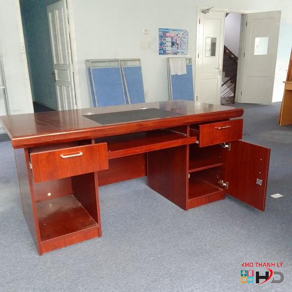 ban giam doc 1m6 nhieu hoc tu1