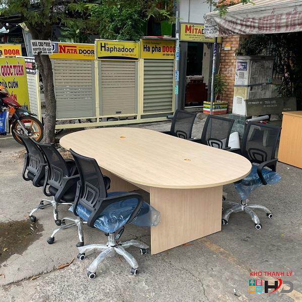 bộ bàn họp oval 2m4