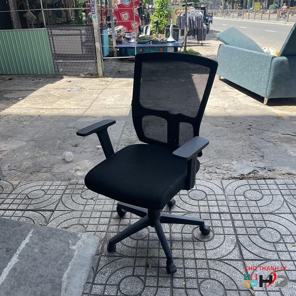 ghe xoay den lung luoi cu 2