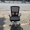 Ghế xoay lưng lưới chân mạ inox thanh lý