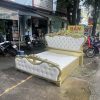 giường ngủ hoàng gia 1m8 thanh lý