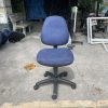 Thanh lý ghế xoay không tay vịn màu xanh