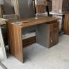 Bàn làm việc trưởng phòng 1m2 thanh lý