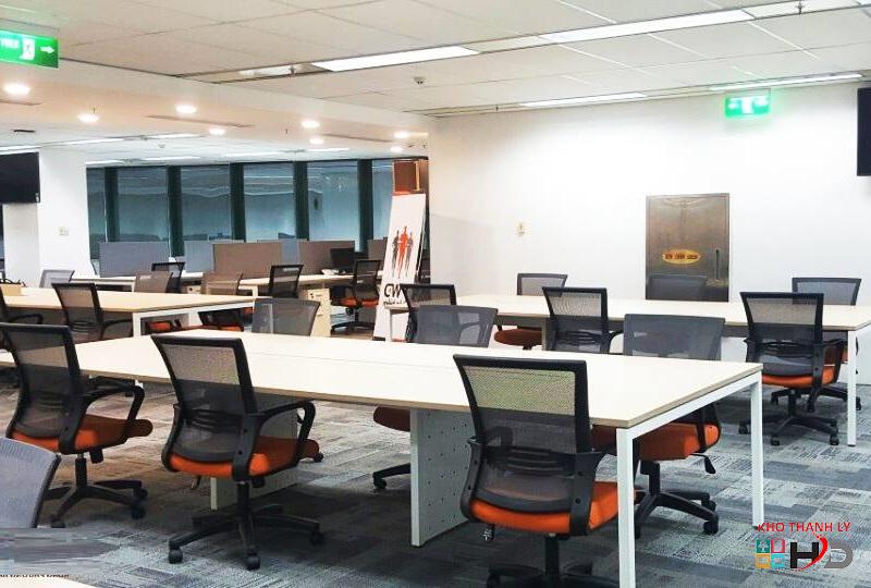 Thanh lý bàn ghế văn phòng giá rẻ