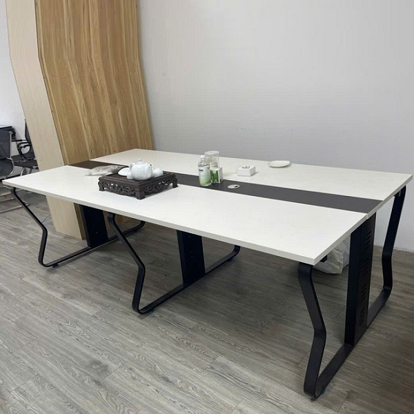 Bàn họp 2m4 chân sắt nhập khẩu