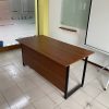 Bàn làm việc 1m4 cũ gỗ mdf