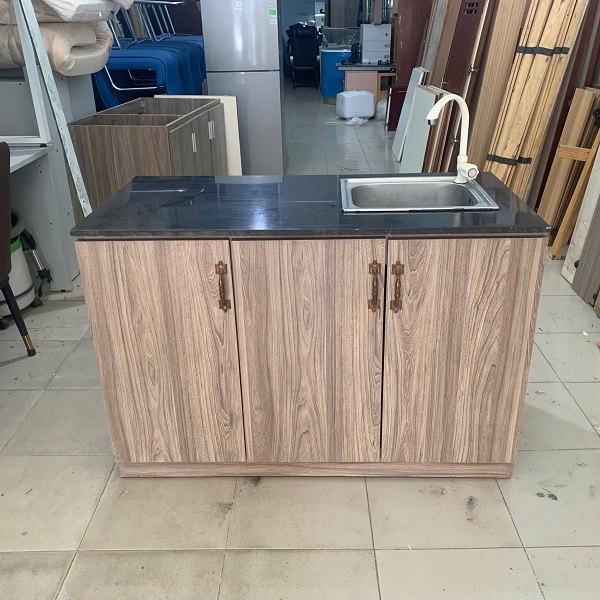 Tủ bếp kèm bồn mặt đá 1m2