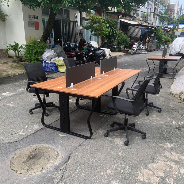 Hình ảnh thực tế cụm bàn 4 chỗ tại Kho Thanh Lý HD