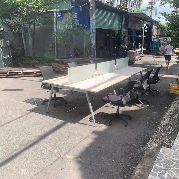 Mở rộng lên cụm bàn làm việc 6 chỗ 3m6 x 1m4