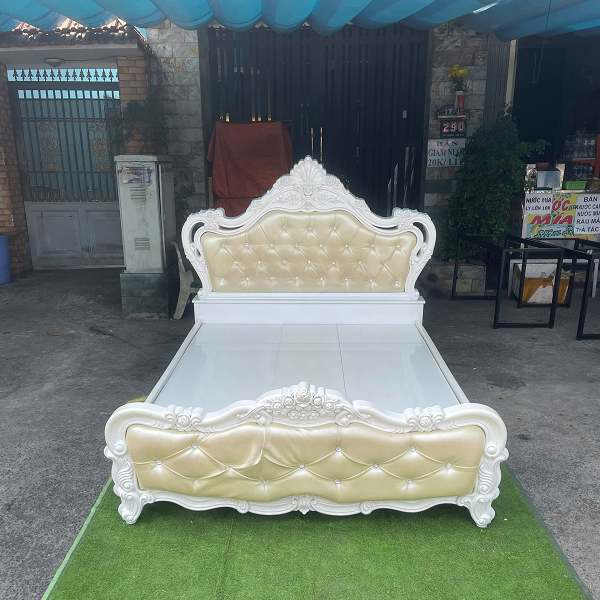 giường ngủ tân cổ điển 1m6