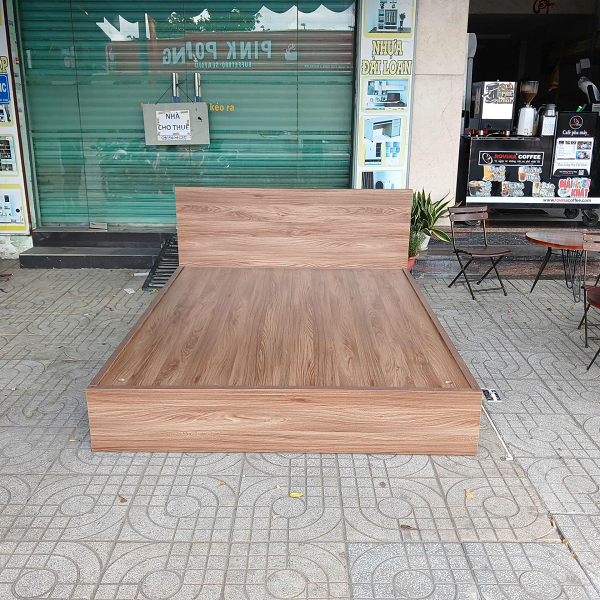 giuong ngu go mdf 1m6 nhu moi giường ngủ gỗ mdf 1m6 như mới