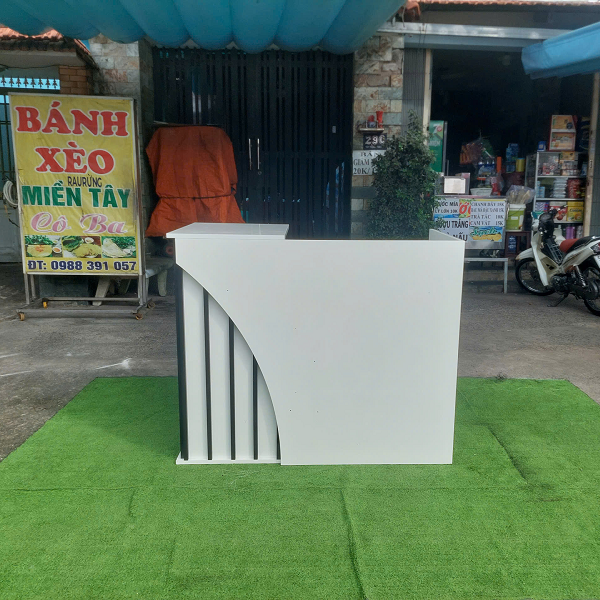 Quầy lễ tân spa 1m2 giá rẻ